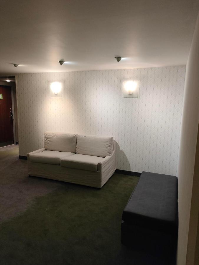 Ibis Styles Bethune Bruay La Buissiere Buitenkant foto