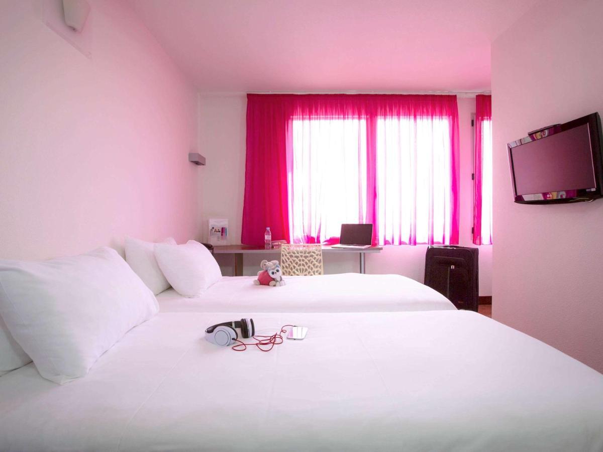Ibis Styles Bethune Bruay La Buissiere Buitenkant foto